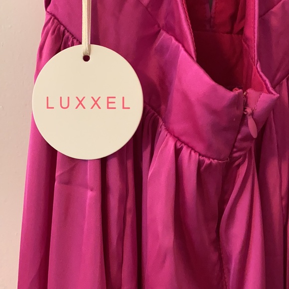 Magenta Full Length Dress - Picture 6 of 7